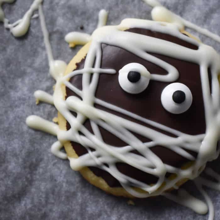 Halloween Mummy Shortbread Cookies